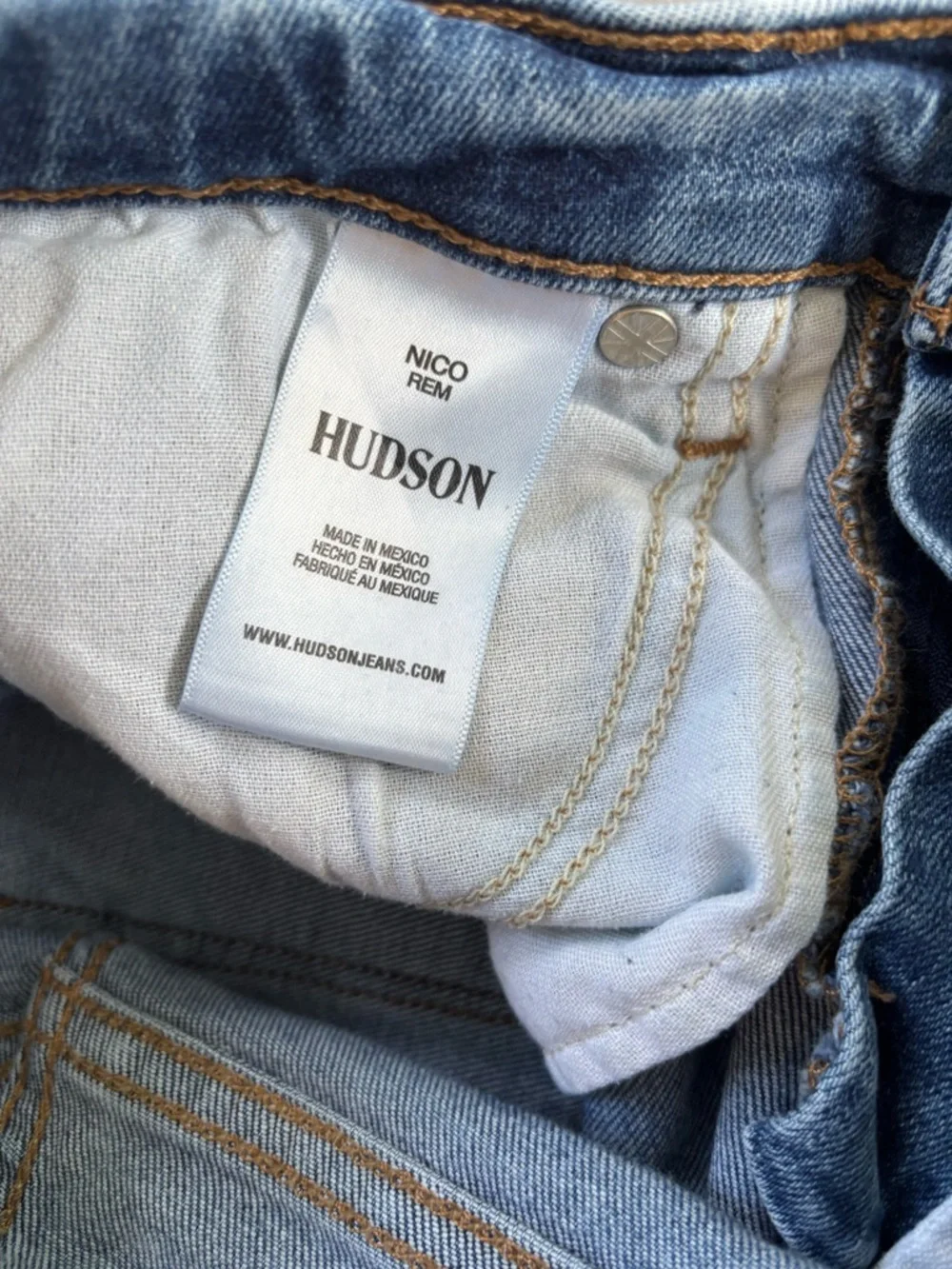 Hudson Jeans Women's Mid-Blue Ankle Crop‎ with Frayed Hem